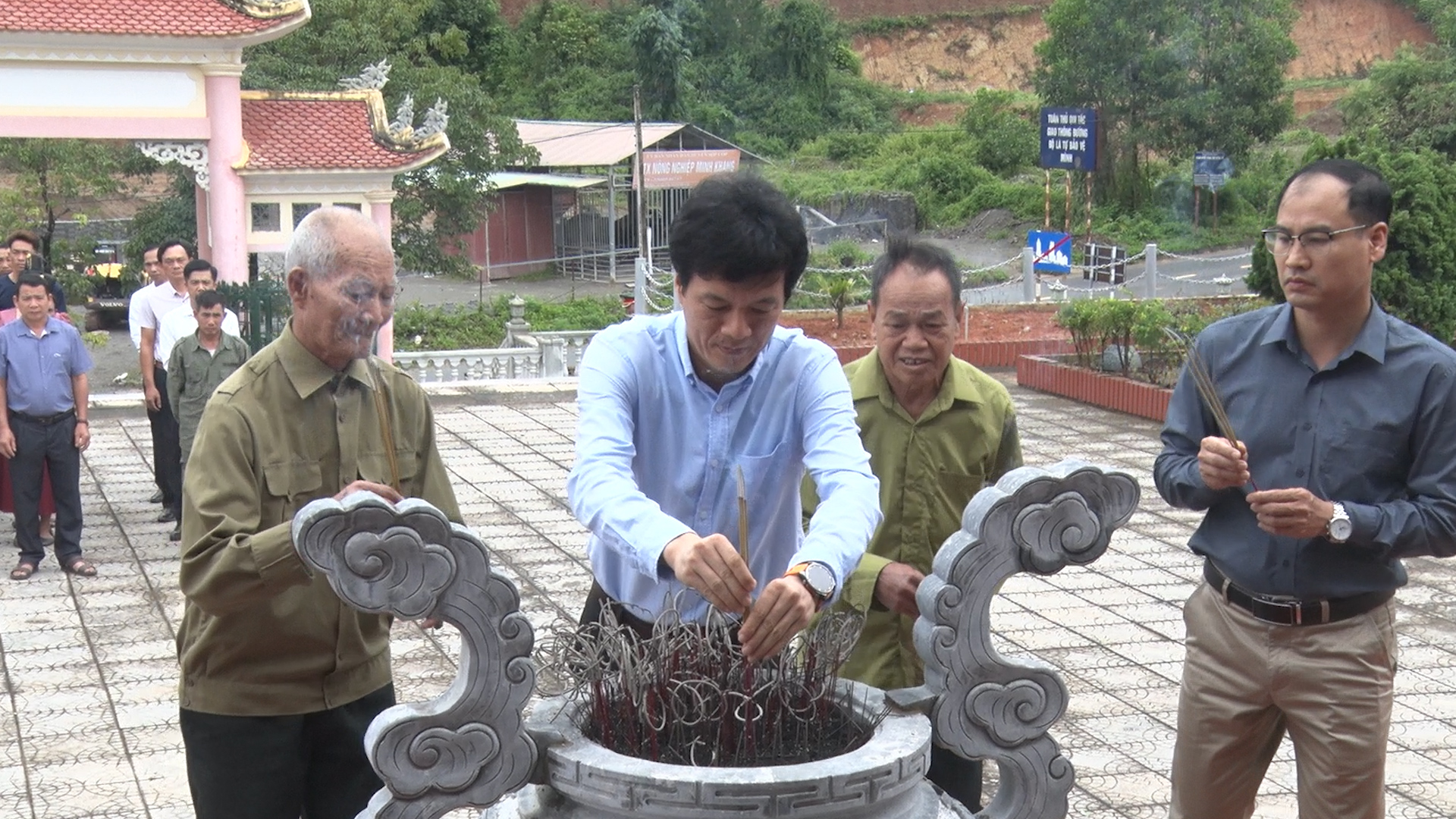 anh tin bai